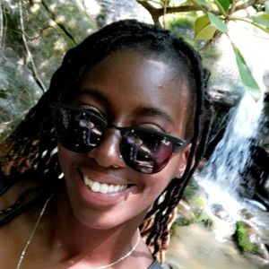 Meet your Posher, Kahara